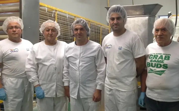 تولید نان پیتا؛ ایده موفق کارآفرین ایرانی کانادایی